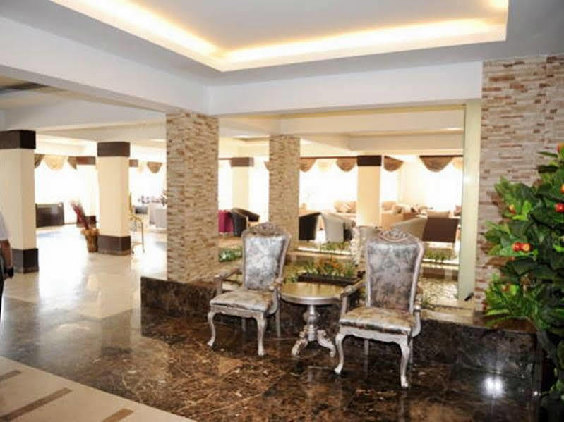 Hotelier Suites Riadh Exterior foto