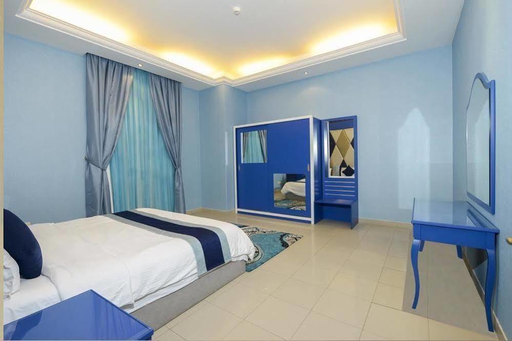 Hotelier Suites Riadh Exterior foto
